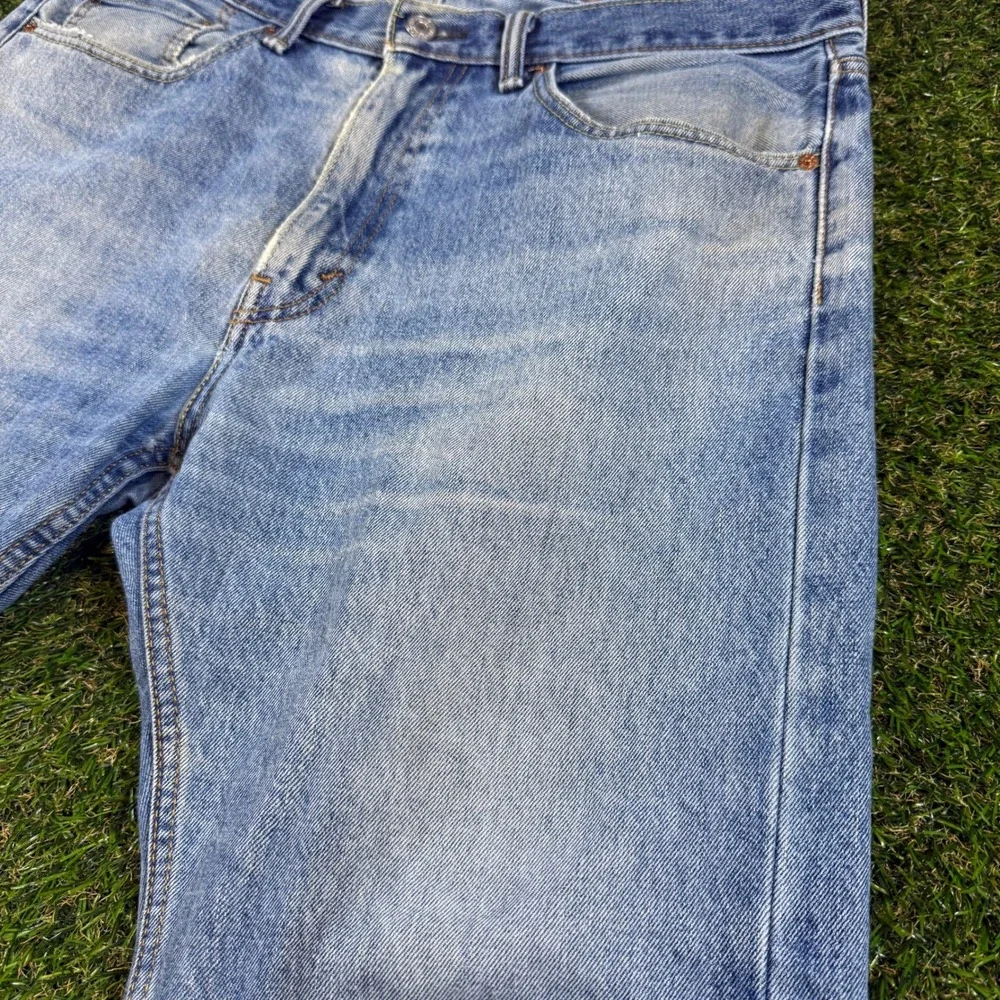 Levis 505 Regular Fit Straight Leg Jeans Mens 36x29 Light Wash Denim 00505-4891